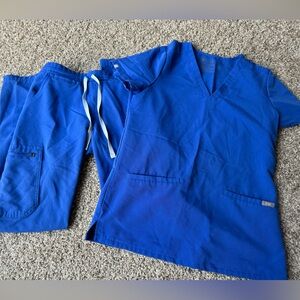 Figs Yola Scrub Pants and two pocket top